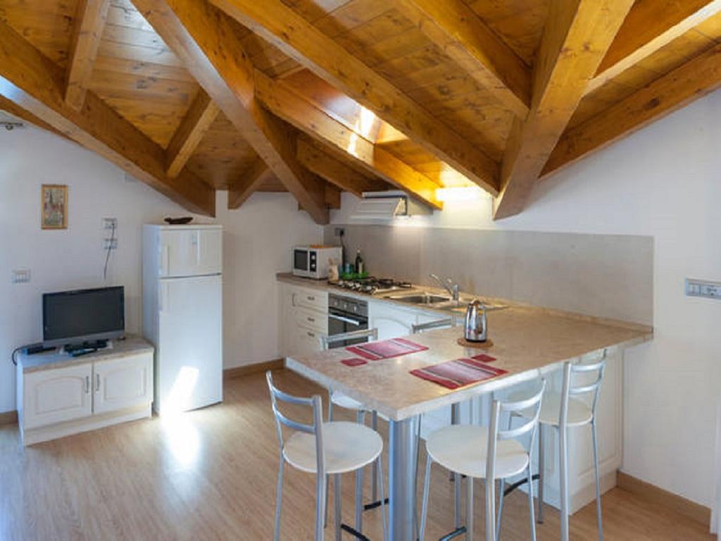 Appartamento Vista Lago - Betta Lezzeno Zewnętrze zdjęcie